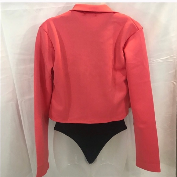 NWT Prettylittlethings Cropped Coral Scuba Blazer - Picture 2 of 3